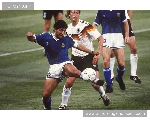 马特乌斯:若没有马拉多纳,我可能不会那样成长,马特乌什 马特乌斯:若没有马拉多纳,我可能不会那样成长,马特乌什